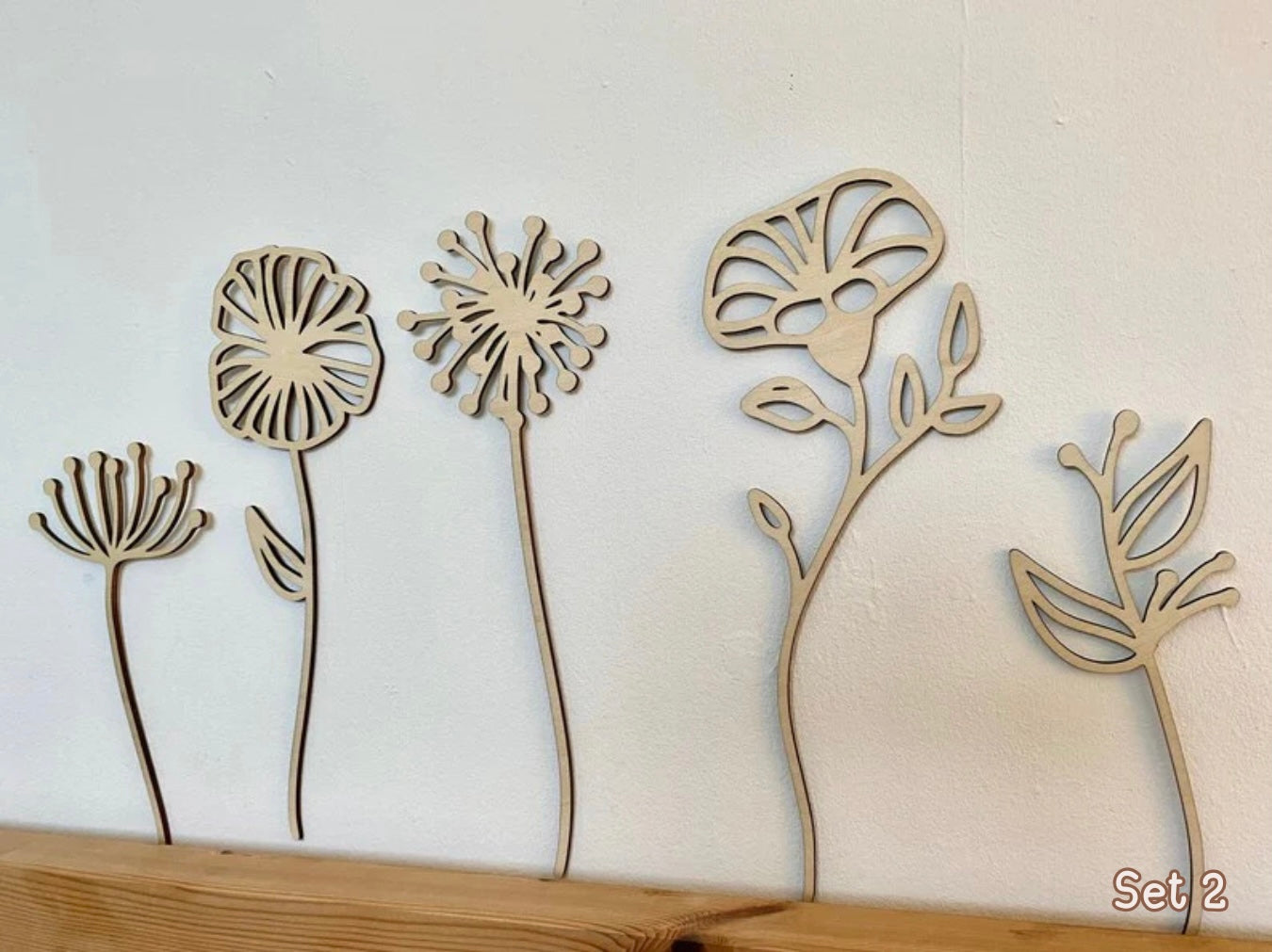 Set of 5 Flowers Wooden Wall Decor