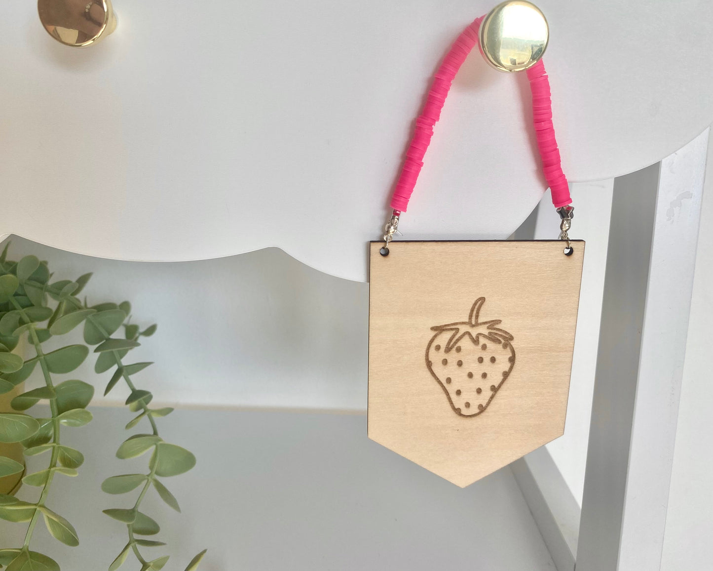 Wooden Strawberry Beaded Mini Banner